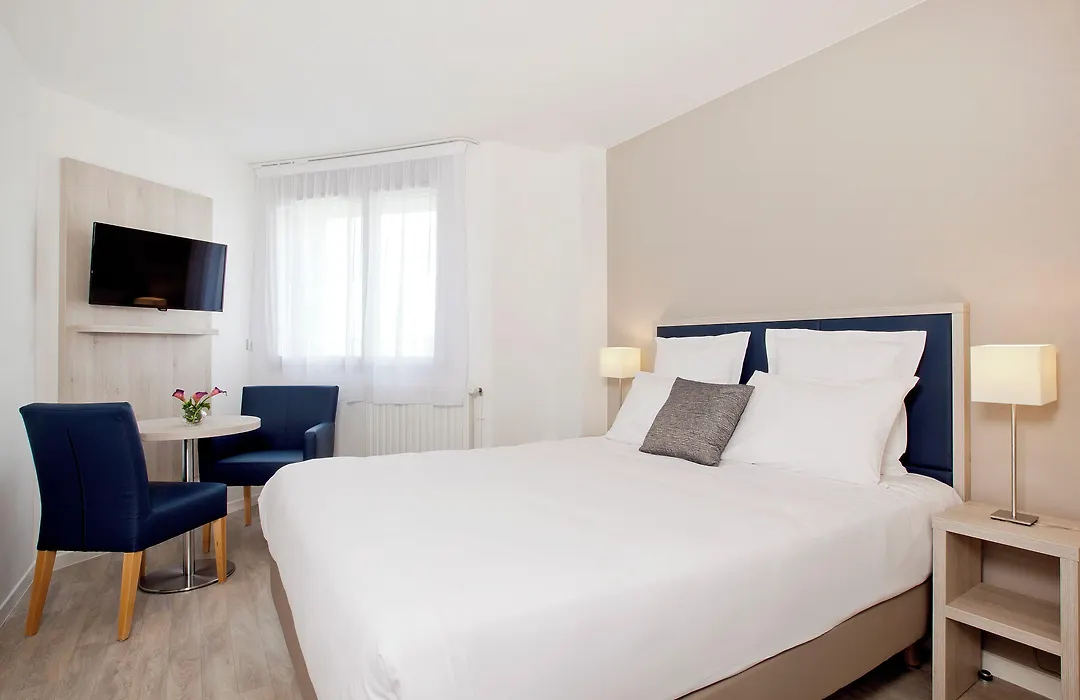 Sejours & Affaires Paris-Davout-1