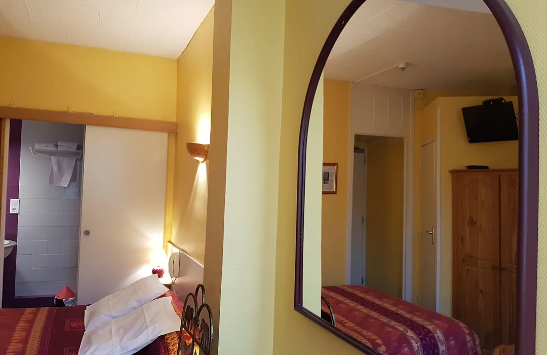 Hotel Du Centre-1