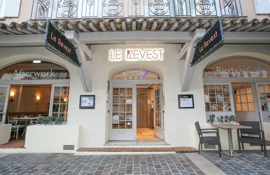 Brit Hotel Confort Le Revest Sainte-Maxime-1
