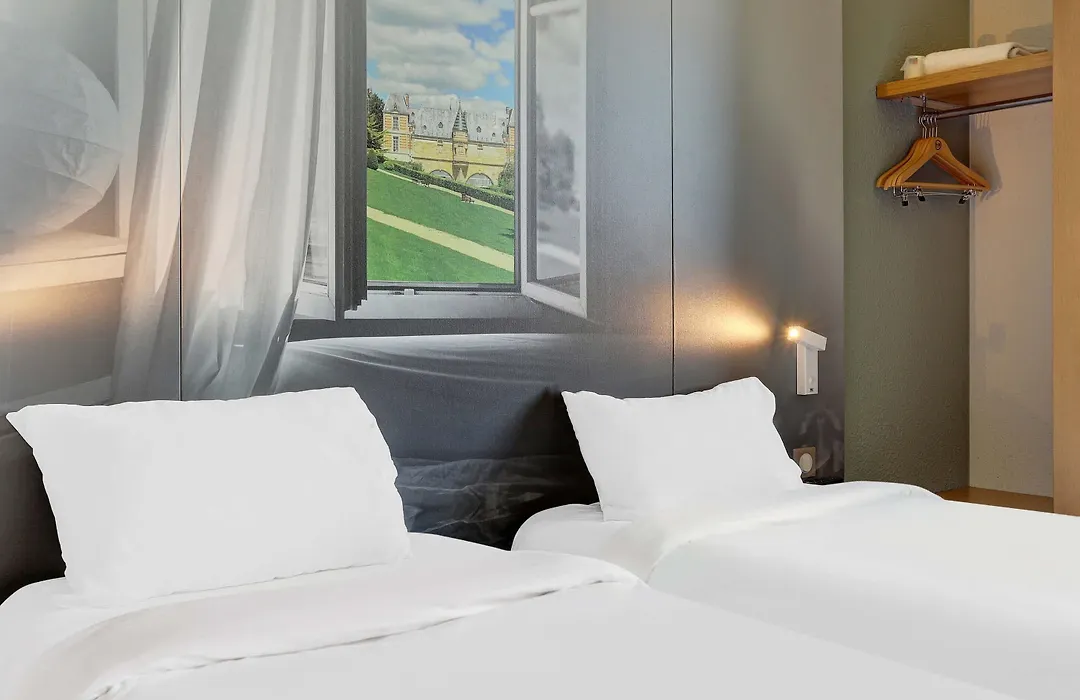 B&B HOTEL Châlons-en-Champagne-1