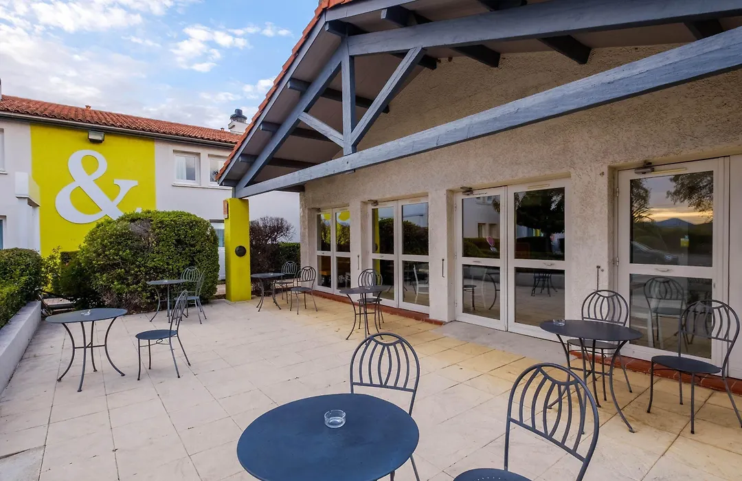B&B HOTEL FREJUS Puget-sur-Argens-1