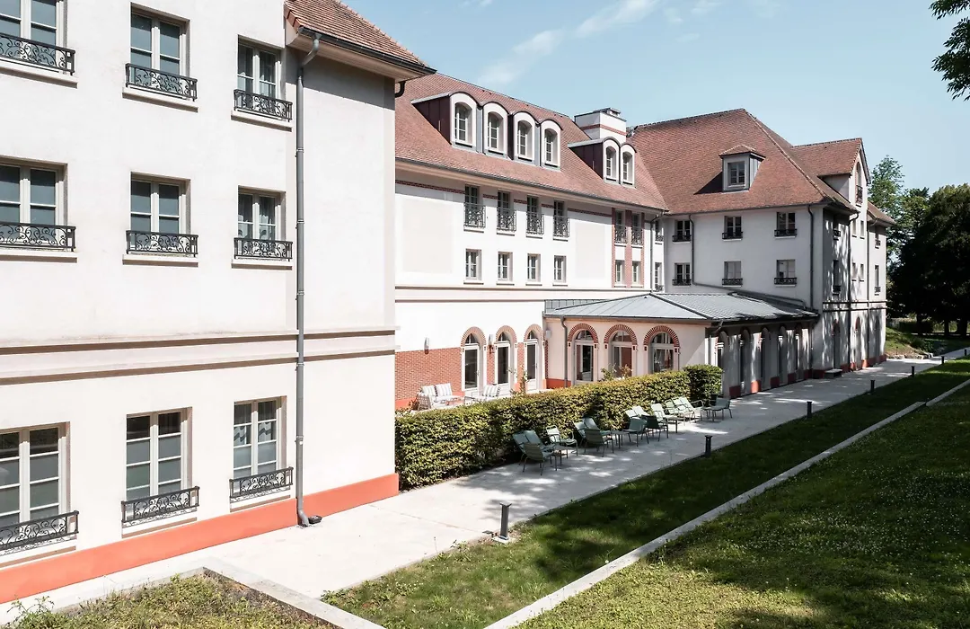 Mercure Maintenon-1