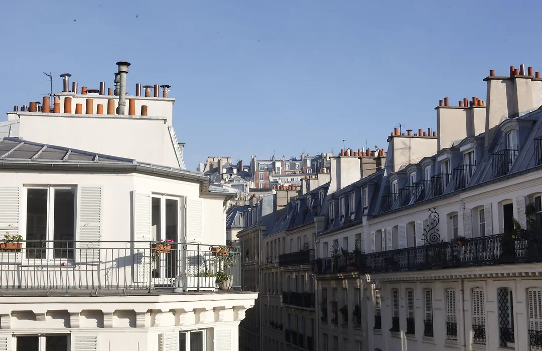 Hôtel BASSS-1