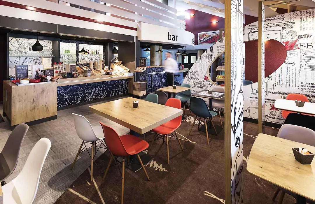 Ibis Montbeliard-1