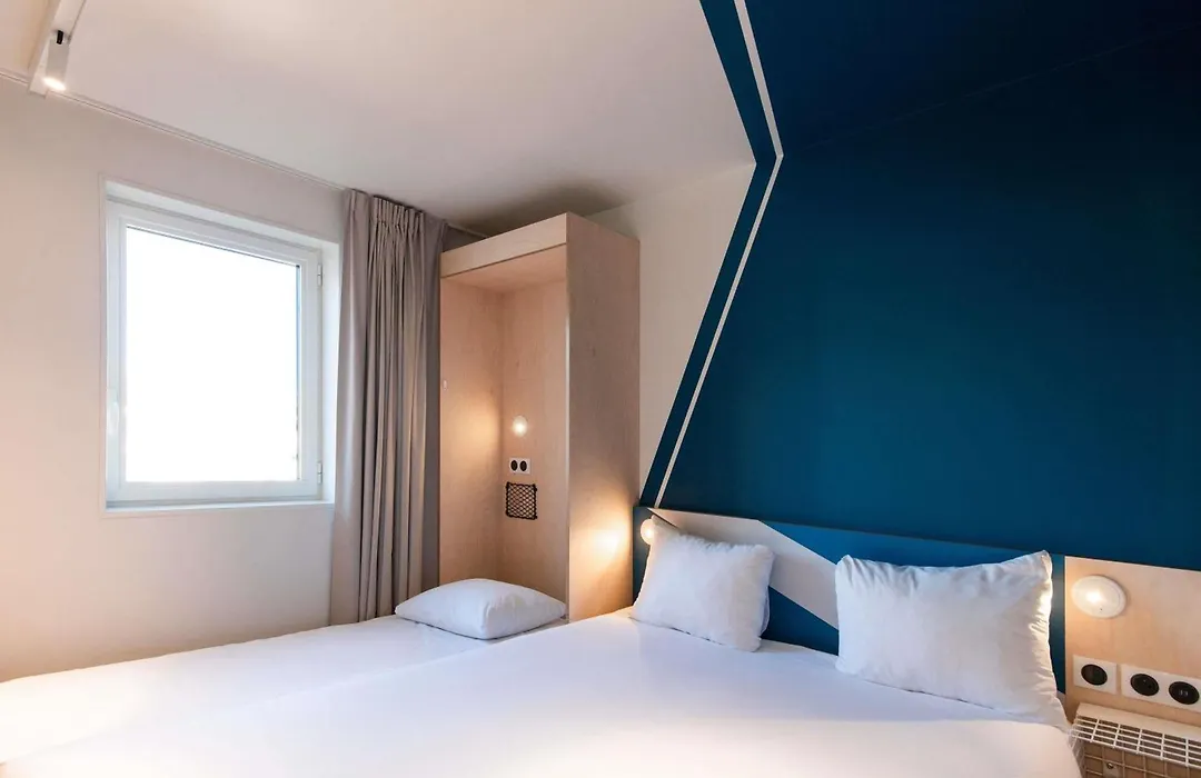 Ibis Budget Lyon Centre Confluence-1