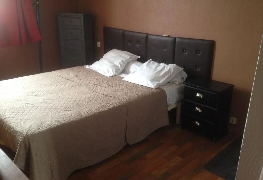Hotel Moderne-1