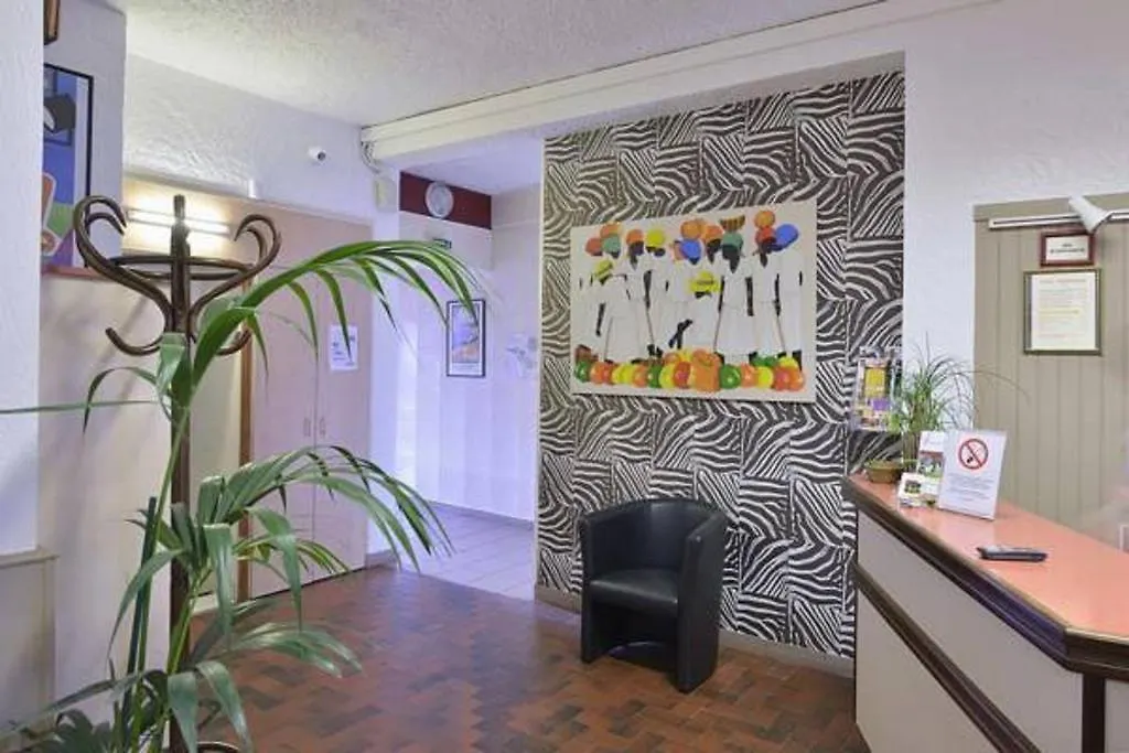 Hotel Chantafred-1