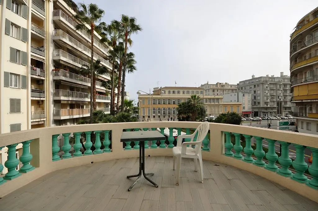 Hotel Carlone-1