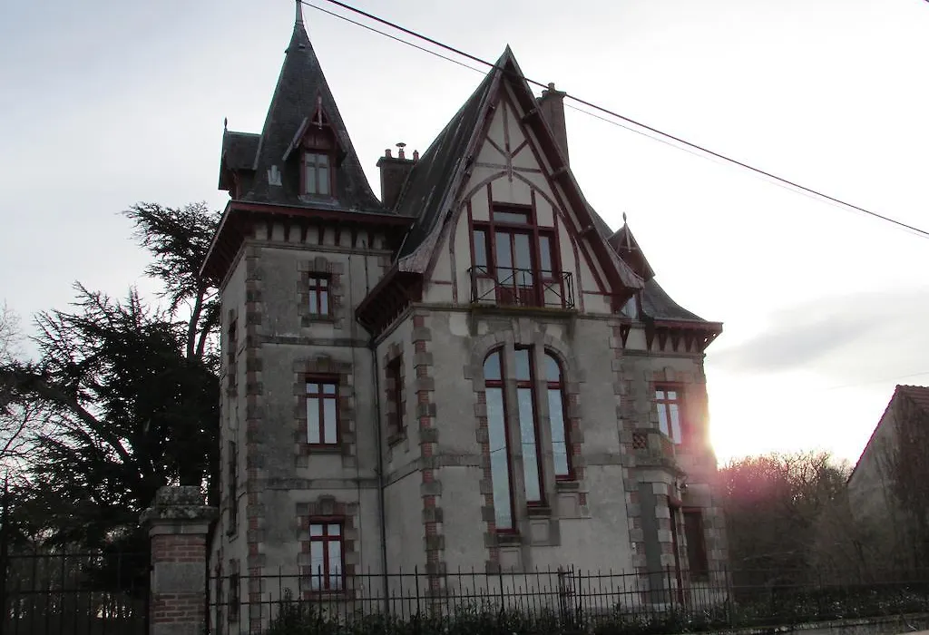 Chateau Lezat - Chambres d'Hotes-1