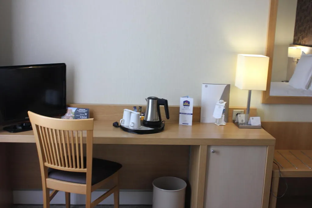 Best Western Plus Hotel Malherbe-1
