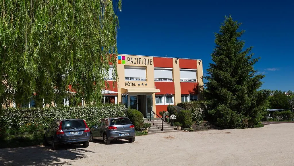 Le Pacifique Citotel Riom-1