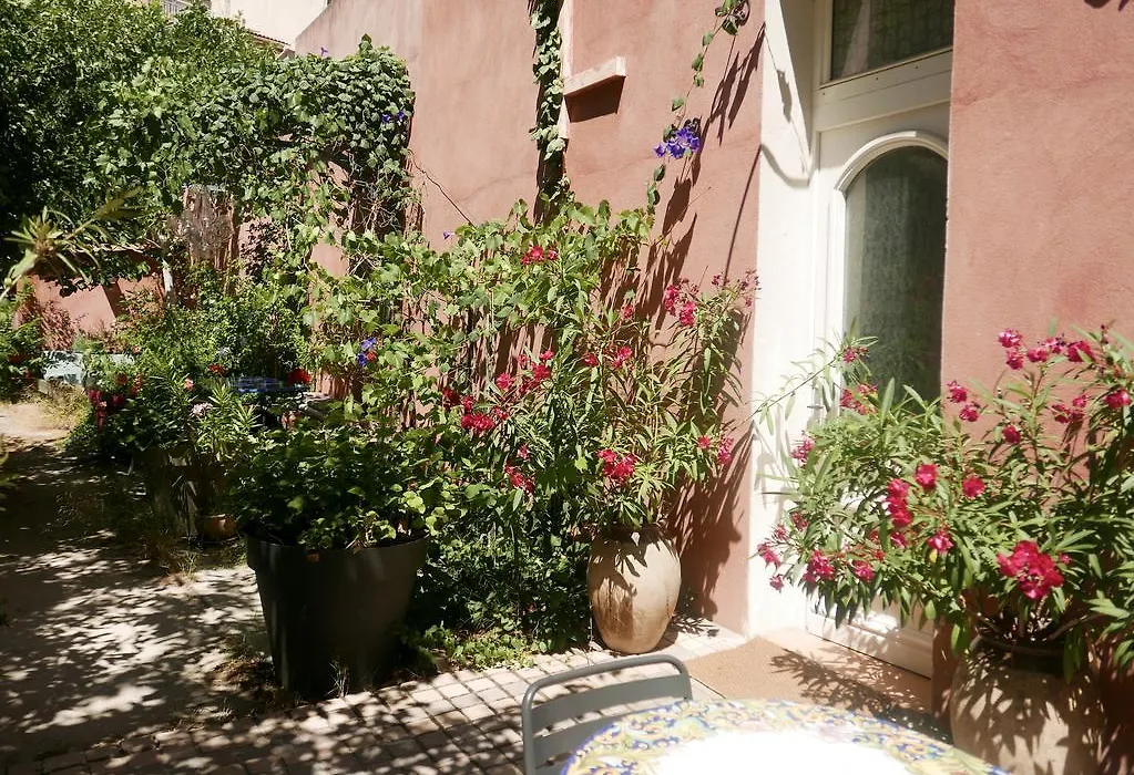 Jardin Vieux Port Panier-1