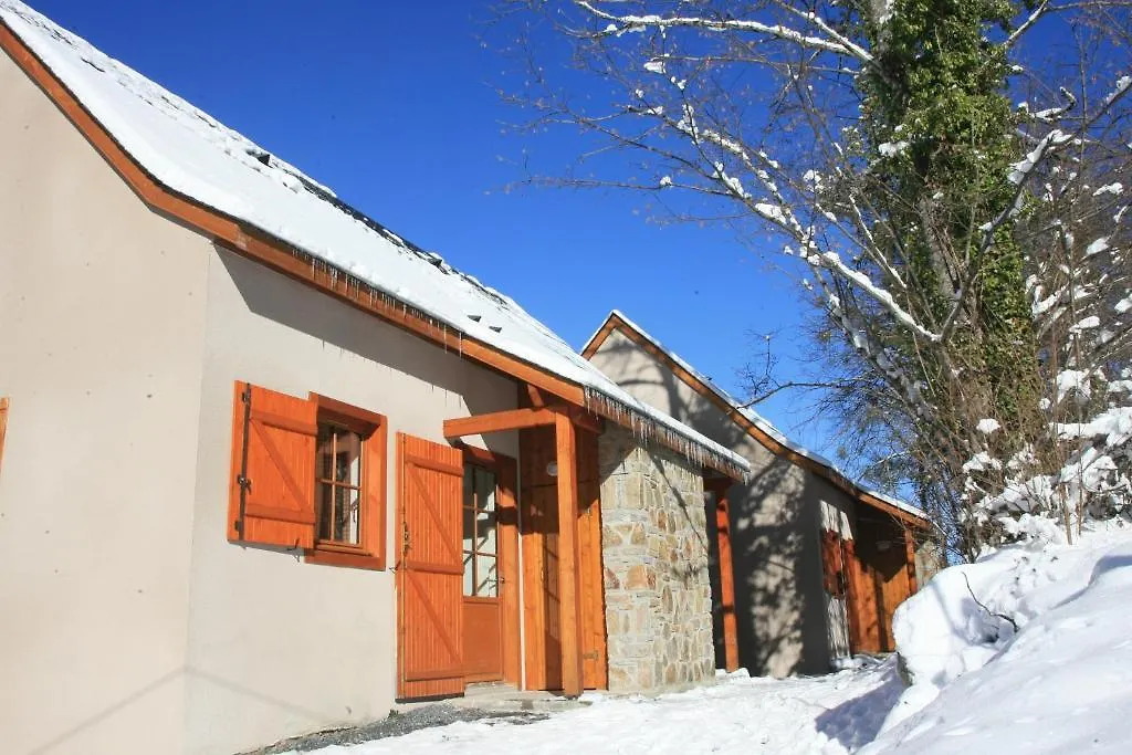 Résidence Néméa Les Chalets d'Estive-1