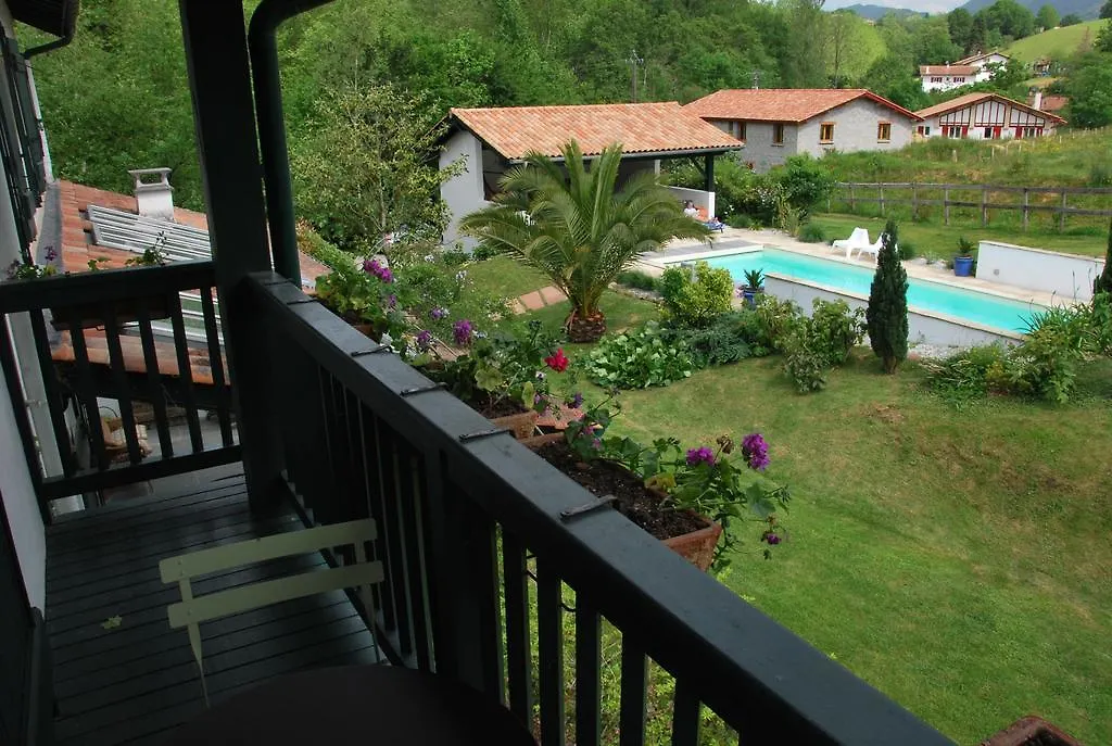 Maison Aretxola-1