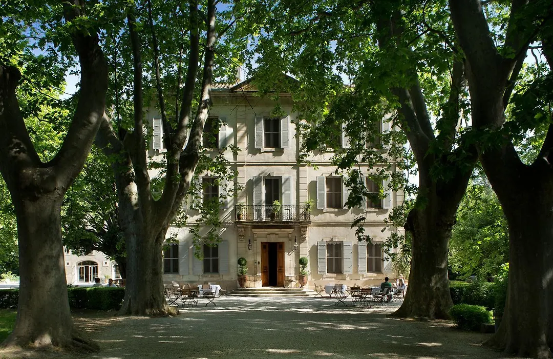 Hotel Château Des Alpilles-1