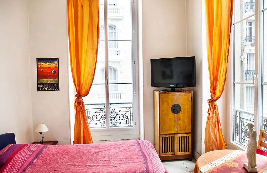 Nice Riviera Sweet Home Chambres D'Hotes-1
