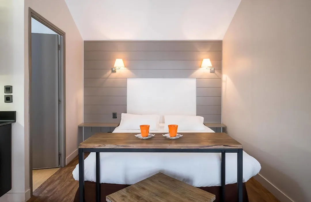Sweetome Aparthotel-1