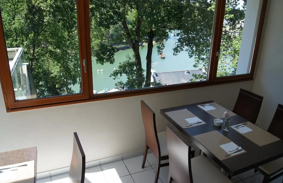 Hotel Alicia Auray Le Bono-1