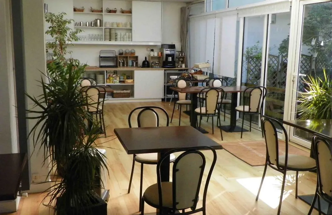 Hotel Colinette-1