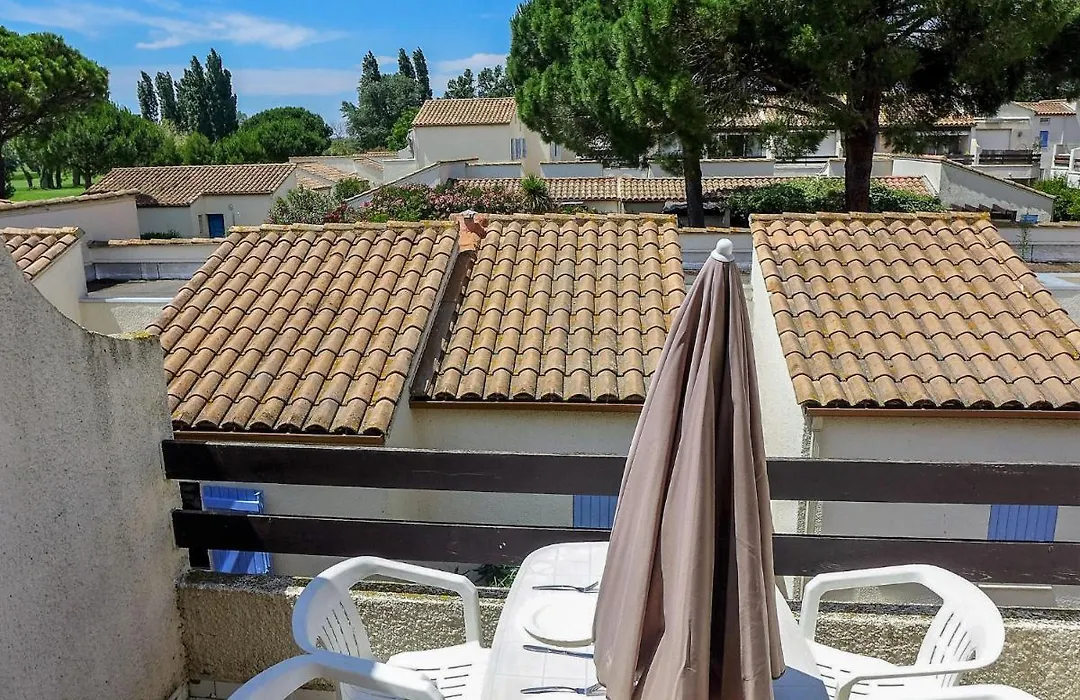 Holiday Home Les Maisons Du Golf-1