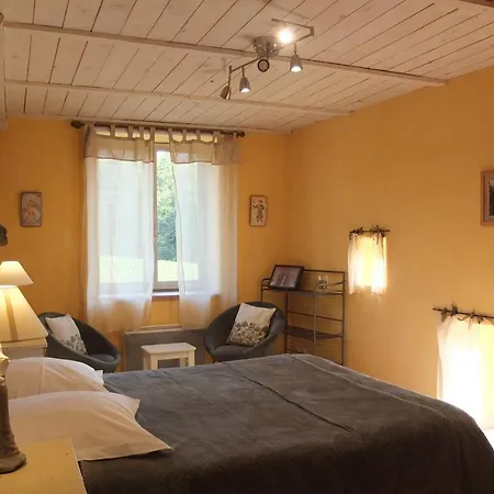 La Pierre Folle Chambres d'Hôtes-3