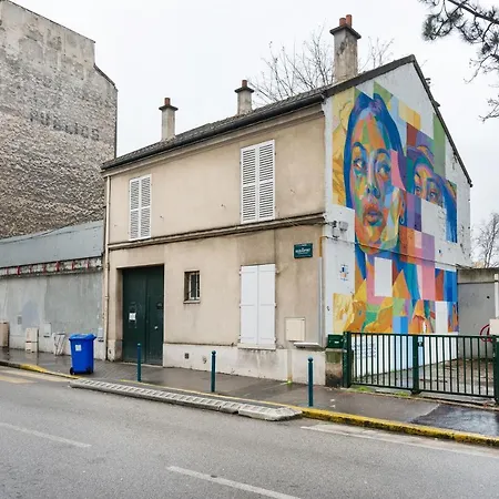 Cameleon Paris Guesthouse-3
