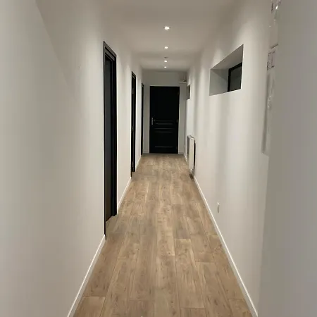 Nanterre Room-2