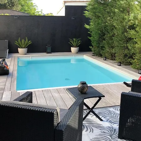 La Dolce Villa - Maison 100M2 Avec Piscine Chauffee De Mi Mai A Mi Oct En Fonction Du Temps Et Temperature A Bordeaux Cauderan-2
