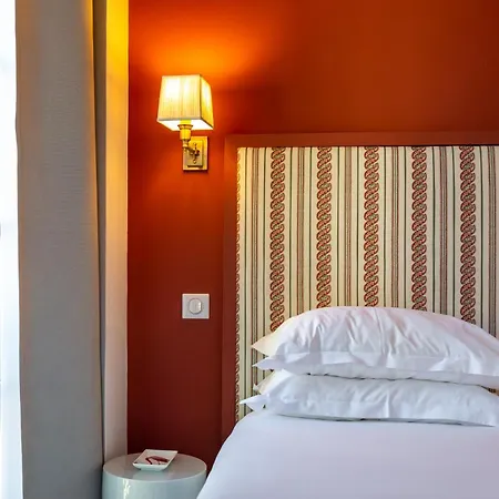 Hotel Le Relais De Poste Arles Centre Historique-3