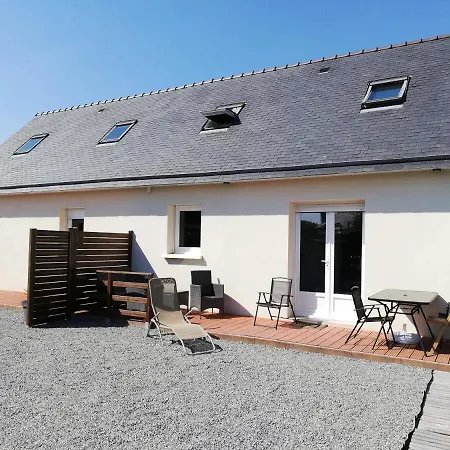 Agréable maison neuve, 5 personnes, piscine hors-sol privée du 15 juin à mi-septembre-3