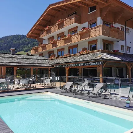 Hôtel-Chalet Les Ecureuils Restaurant, Spa, Sauna, Garage-2