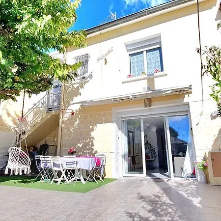 Maison Appartement Tout Confort A 10Mn Des Plages-2