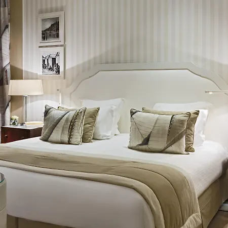 Hotel Barriere L'Hermitage-3