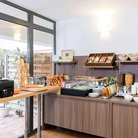 Aparthotel Adagio Access Paris Clamart-3