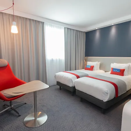 Holiday Inn Express Paris - Velizy By Ihg-2
