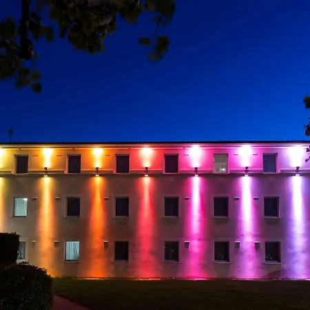 Kyriad Valence Nord Bourg-Les-Valence-3