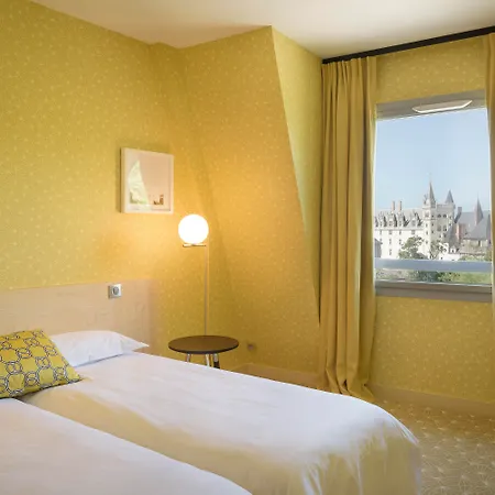 Lhotel - Face Au Chateau - Boutique Hotel Et Seminaires-3