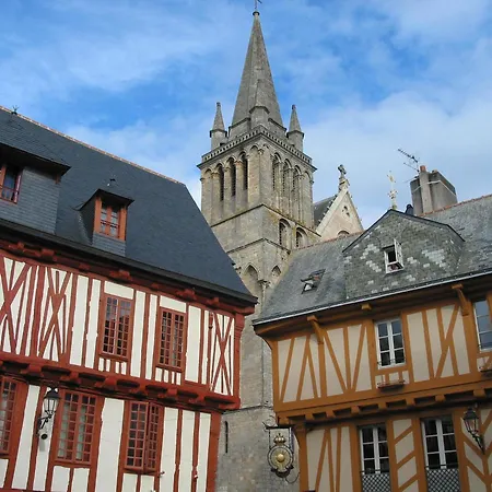 Kyriad Vannes Centre Ville-3