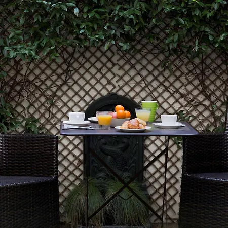 Best Western Rives De Paris La Defense-2