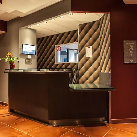 Hôtel Originals City Mas de Grille-3