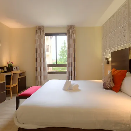 Au Grand Hotel De Sarlat - Pavillon De Selves-3