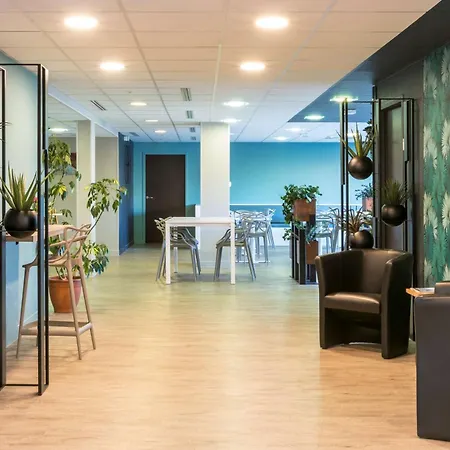 Sure Hotel by Best Western Saint-Amand-Les-Eaux-2
