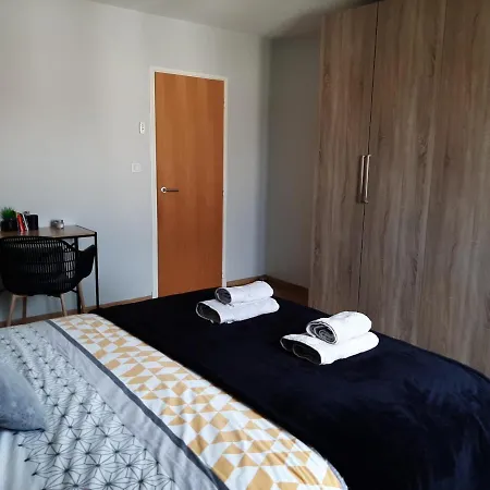 Chambre Double Dans Maison Chaleureuse Et Familiale-3