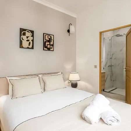 Reva Suites-3