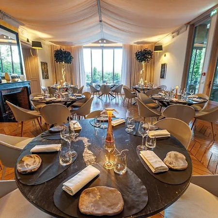 Hotel Villa Navarre-3