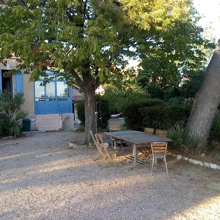 Maison D'Hotes La Bastide Bleue-2