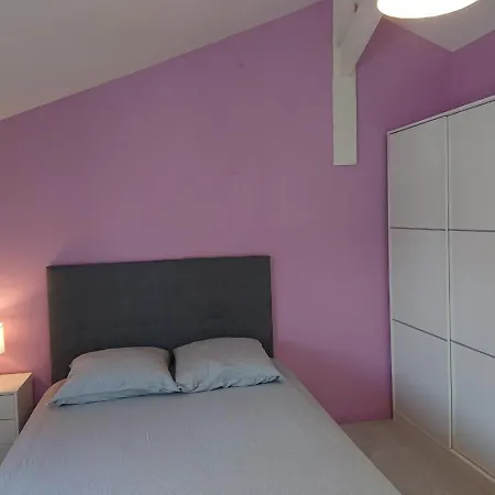 Chambre Privee A Bordeaux Pellegrin-3