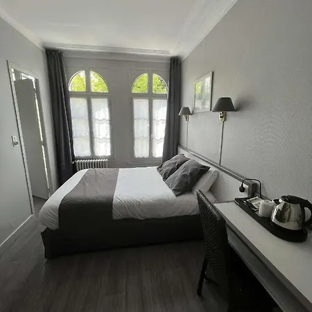 Hotel Celine - Hotel De La Gare-3