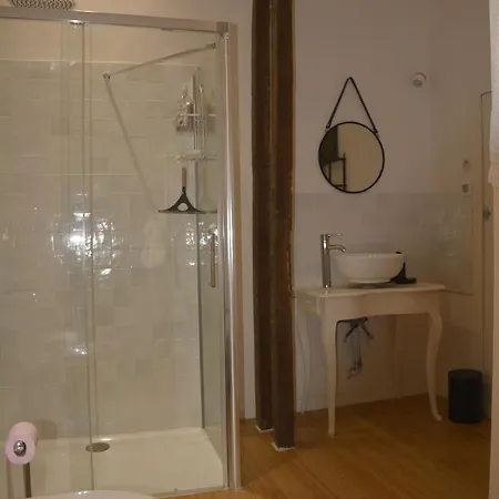 Le Boudoir De Yaya-3