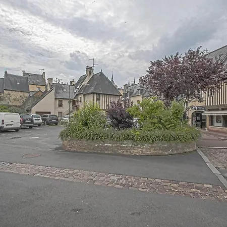 La Cour Des Teinturiers-3